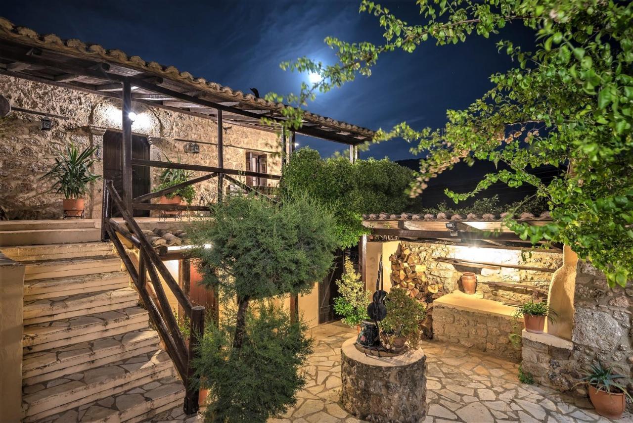 Ampelos Estate อากราตา ภายนอก รูปภาพ